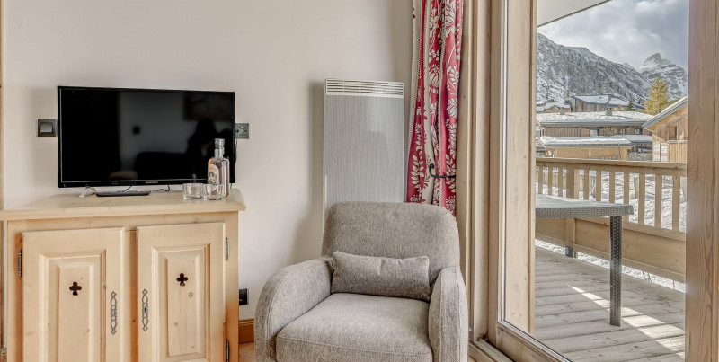 _lv_images__lot_0000000452_16_13077483 _lv_images__lot_0000000452_16_13077483