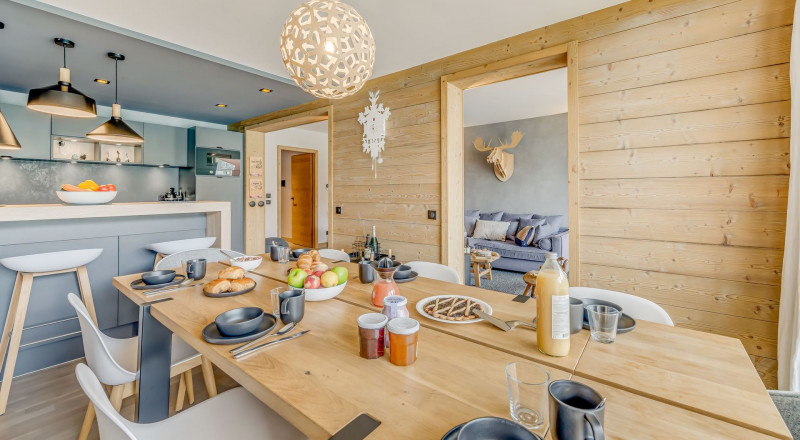 _lv_images__lot_0000000458_07_14066679