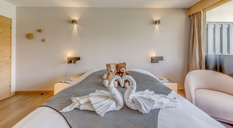 _lv_images__lot_0000000458_12_13161514 _lv_images__lot_0000000458_12_13161514