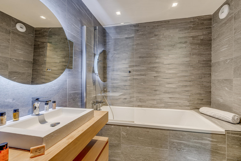 _lv_images__lot_0000000461_13_14453078