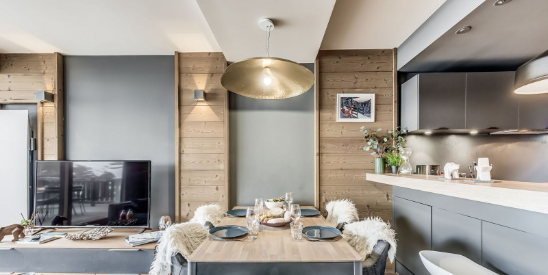 _lv_images__lot_0000000462_04_13546261