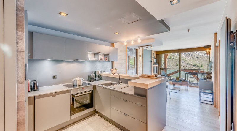 _lv_images__lot_0000000465_01_14028783 _lv_images__lot_0000000465_01_14028783