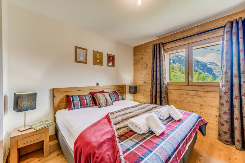 _lv_images__lot_0000000484_10_14085636 _lv_images__lot_0000000484_10_14085636