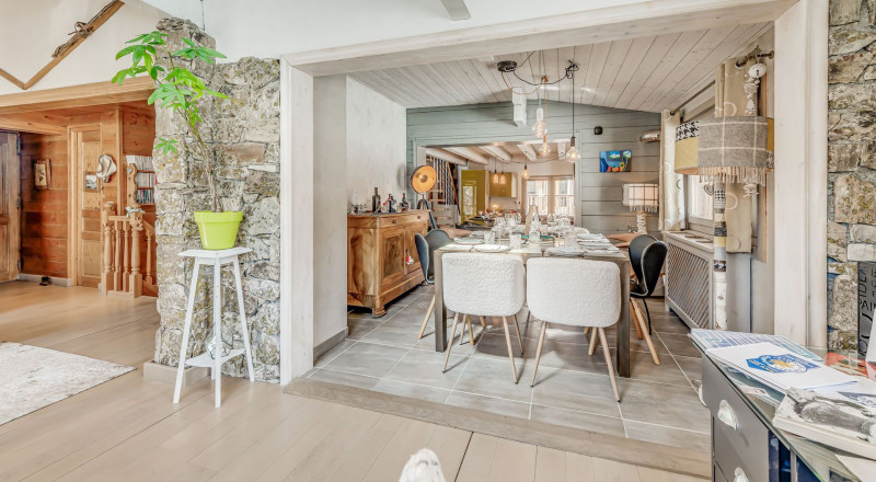 _lv_images__lot_0000000501_04_13999300