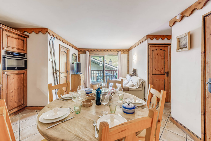 _lv_images__lot_0000000502_07_14230559