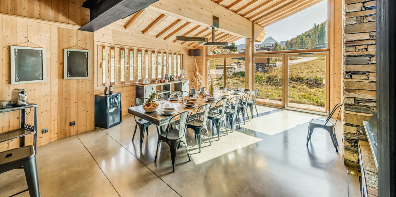 _lv_images__lot_0000000518_03_13076705 _lv_images__lot_0000000518_03_13076705