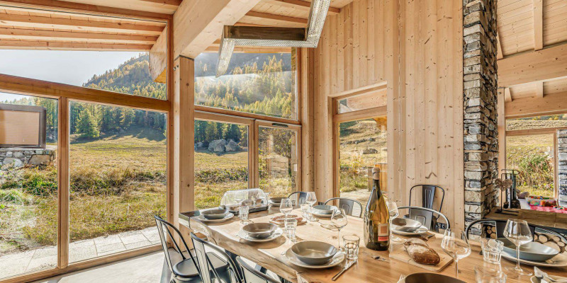 _lv_images__lot_0000000518_04_13931803