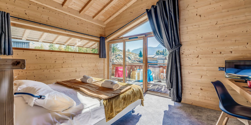 _lv_images__lot_0000000518_10_13735420 _lv_images__lot_0000000518_10_13735420