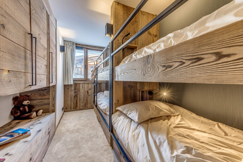 _lv_images__lot_0000000520_12_13311090 _lv_images__lot_0000000520_12_13311090