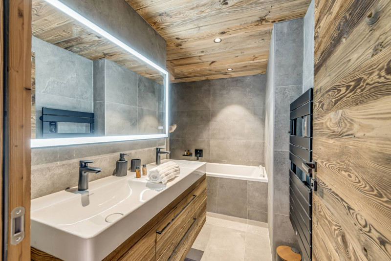 _lv_images__lot_0000000520_15_13830814 _lv_images__lot_0000000520_15_13830814