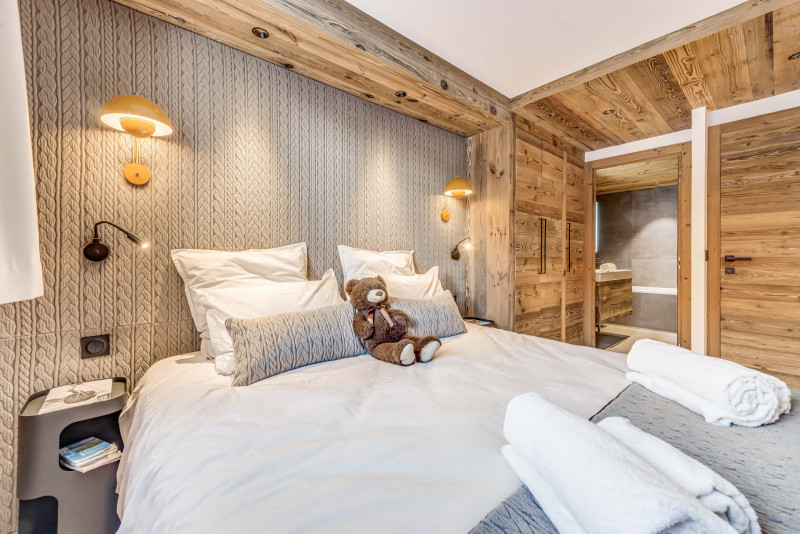 _lv_images__lot_0000000520_16_13583420