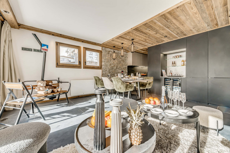 _lv_images__lot_0000000524_06_14037816 _lv_images__lot_0000000524_06_14037816