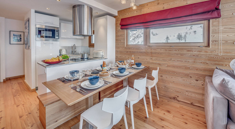 _lv_images__lot_0000000525_04_14268594