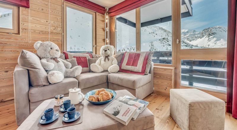 _lv_images__lot_0000000525_07_14415199