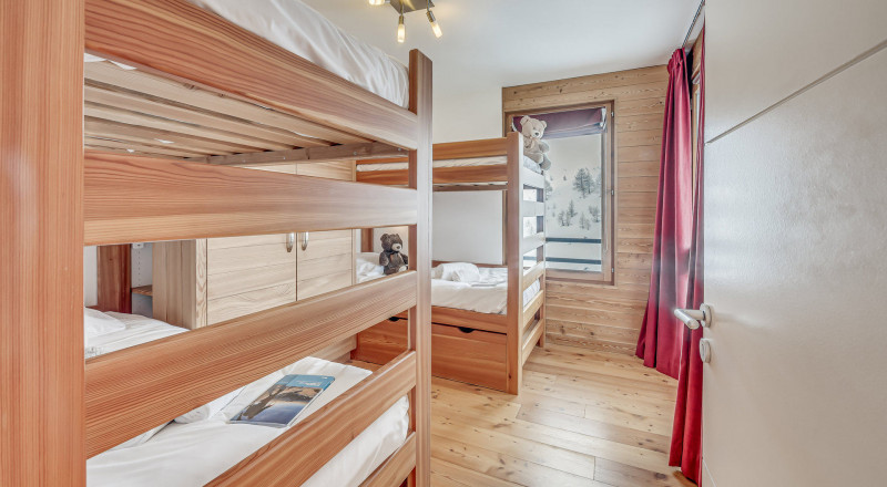 _lv_images__lot_0000000525_10_14028336 _lv_images__lot_0000000525_10_14028336