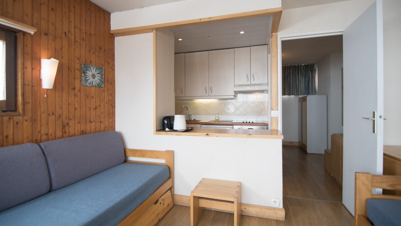 _lv_images__lot_0000010201_03_14071973