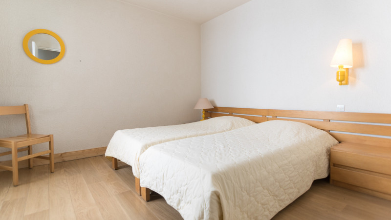 _lv_images__lot_0000010201_09_14033558