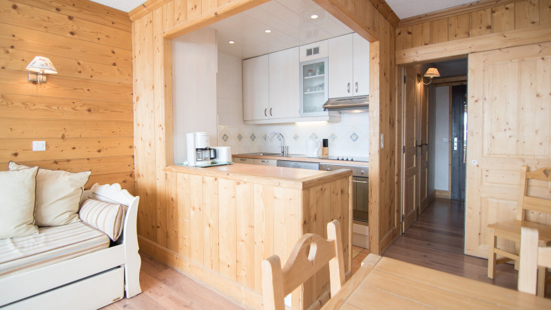 _lv_images__lot_0000010202_03_14023433 _lv_images__lot_0000010202_03_14023433