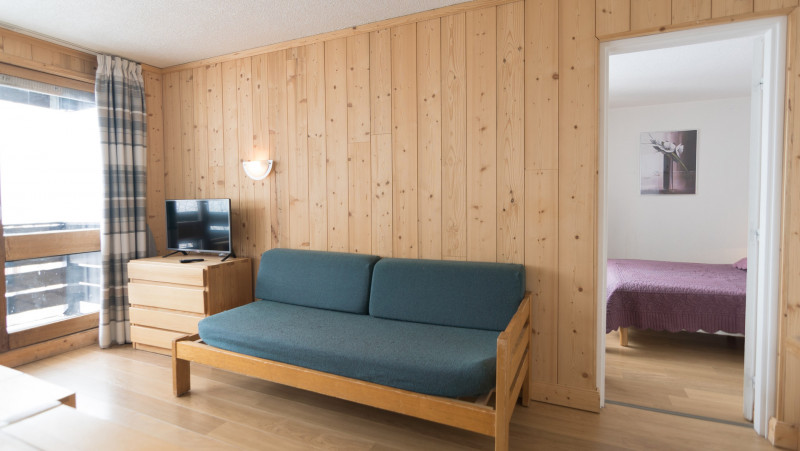 _lv_images__lot_0000010203_07_14216295