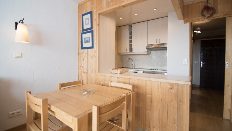 _lv_images__lot_0000010204_04_13269407