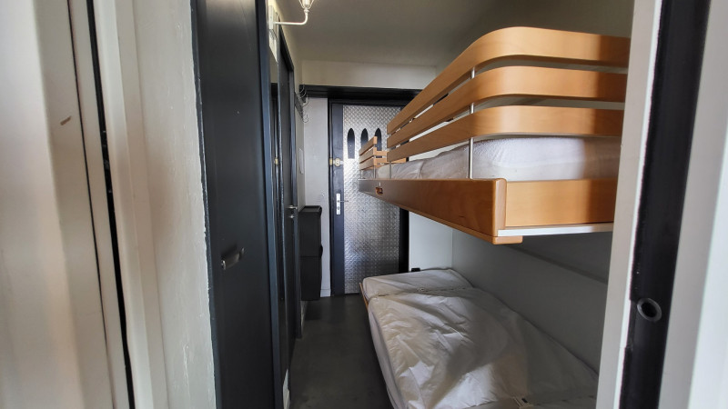 _lv_images__lot_0000010406_08_13268926