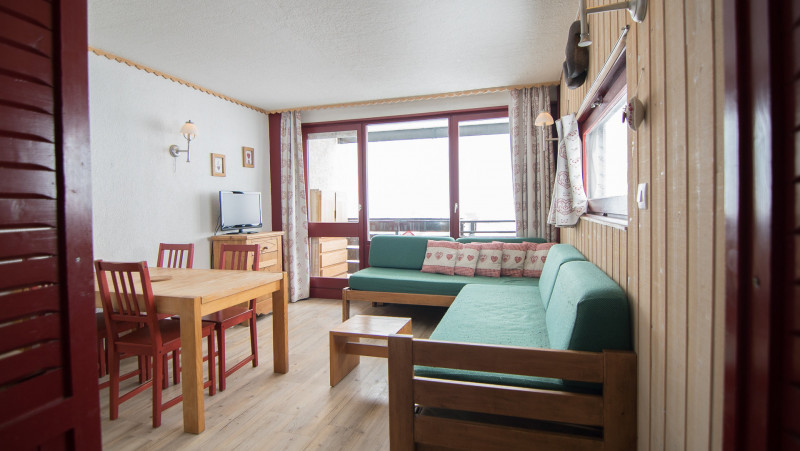 _lv_images__lot_0000010501_05_13456672