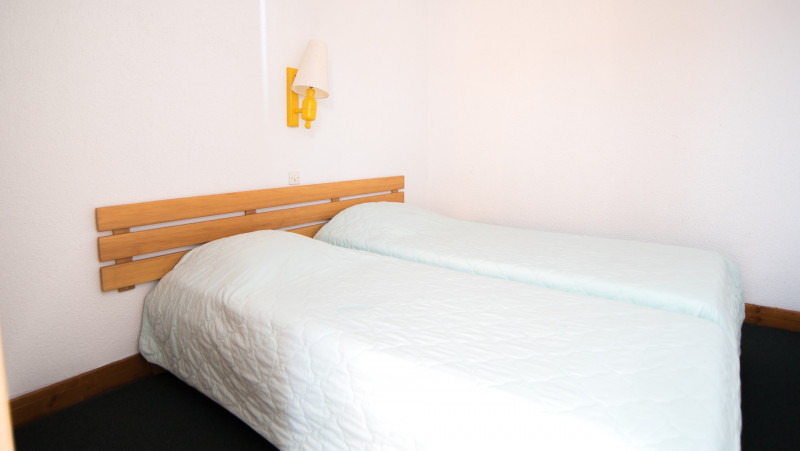 _lv_images__lot_0000010502_07_14420423