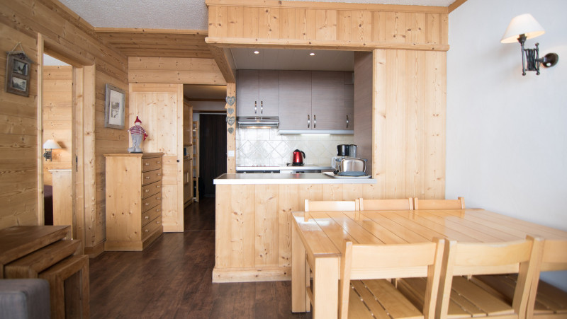 _lv_images__lot_0000010503_03_13835571 _lv_images__lot_0000010503_03_13835571