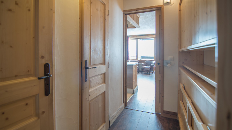 _lv_images__lot_0000010503_11_14071241