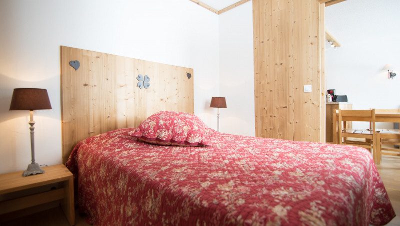 _lv_images__lot_0000010508_10_13269433