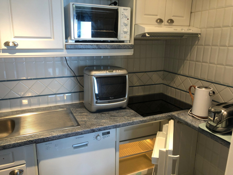 _lv_images__lot_0000010512_04_13551629