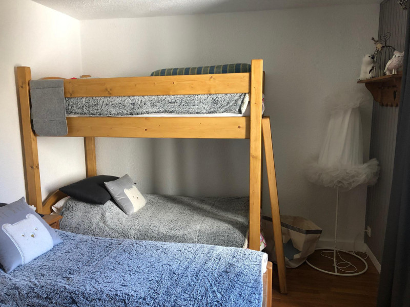 _lv_images__lot_0000010512_06_14043188