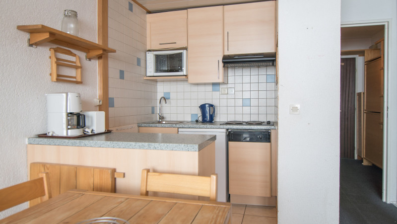 _lv_images__lot_0000010704_03_13456693 _lv_images__lot_0000010704_03_13456693