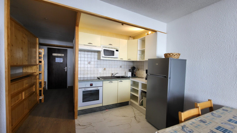 _lv_images__lot_0000010803_04_13551574 _lv_images__lot_0000010803_04_13551574