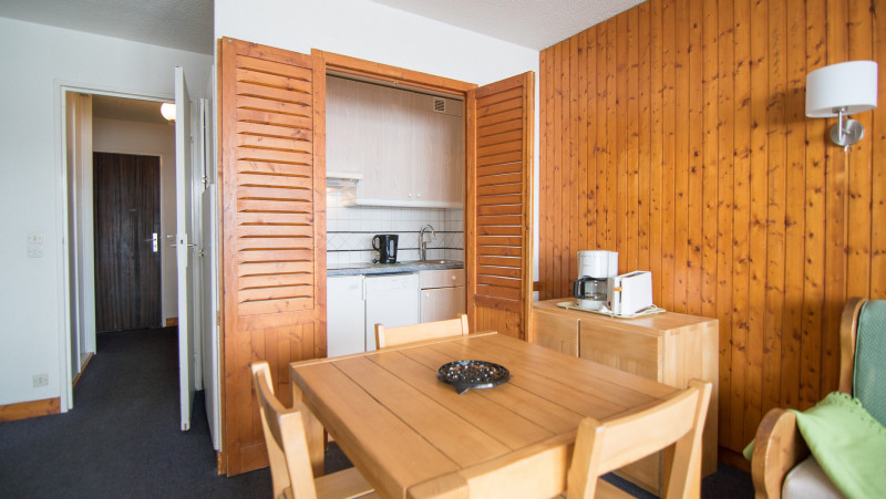 _lv_images__lot_0000010813_03_13503649