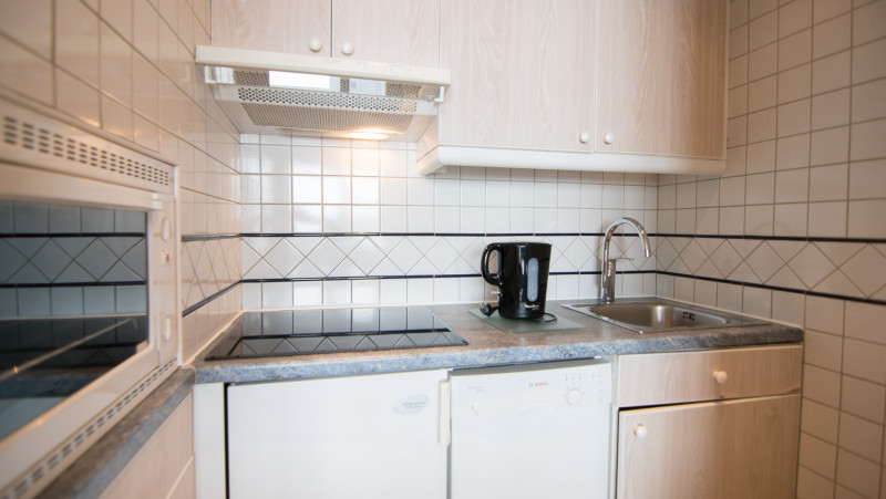 _lv_images__lot_0000010813_04_13589097