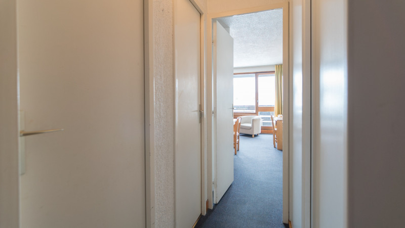 _lv_images__lot_0000010813_09_14373919