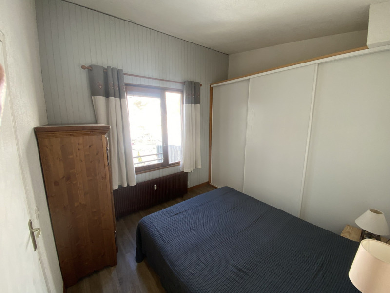 _lv_images__lot_0000010903_06_13176063 _lv_images__lot_0000010903_06_13176063