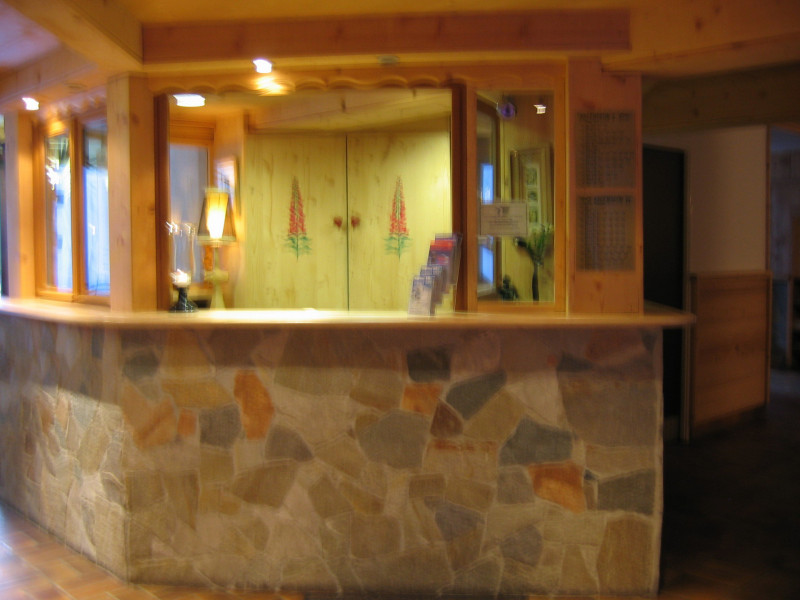 _lv_images__lot_0000010910_05_13937764