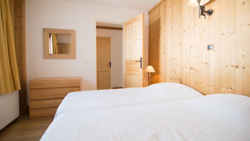 _lv_images__lot_0000011212_09_14235027 _lv_images__lot_0000011212_09_14235027