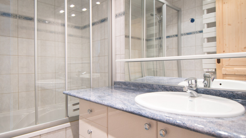 _lv_images__lot_0000011212_10_13835760 _lv_images__lot_0000011212_10_13835760