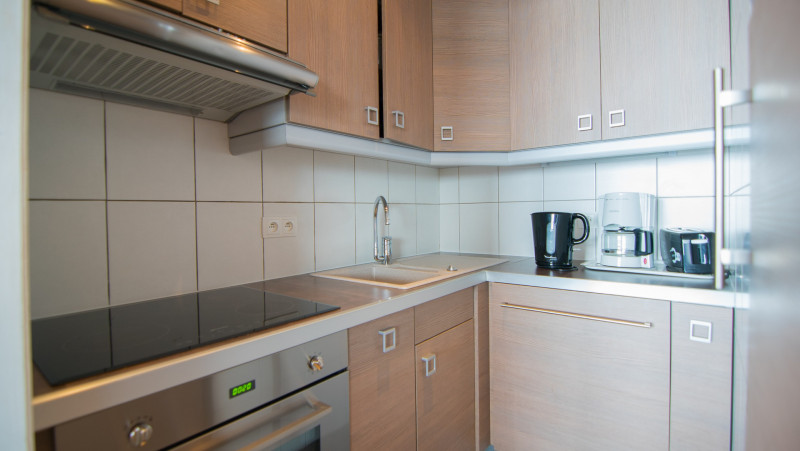 _lv_images__lot_0000011214_04_14373834