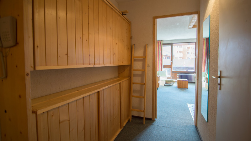 _lv_images__lot_0000020103_08_15350318 _lv_images__lot_0000020103_08_15350318
