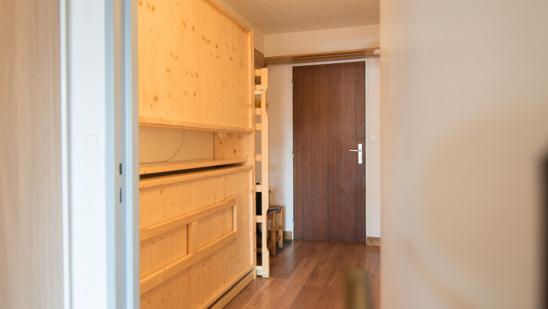 _lv_images__lot_0000020404_06_14235253