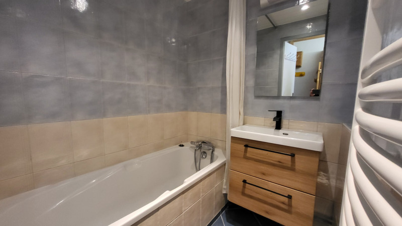 _lv_images__lot_0000020404_08_13588823 _lv_images__lot_0000020404_08_13588823