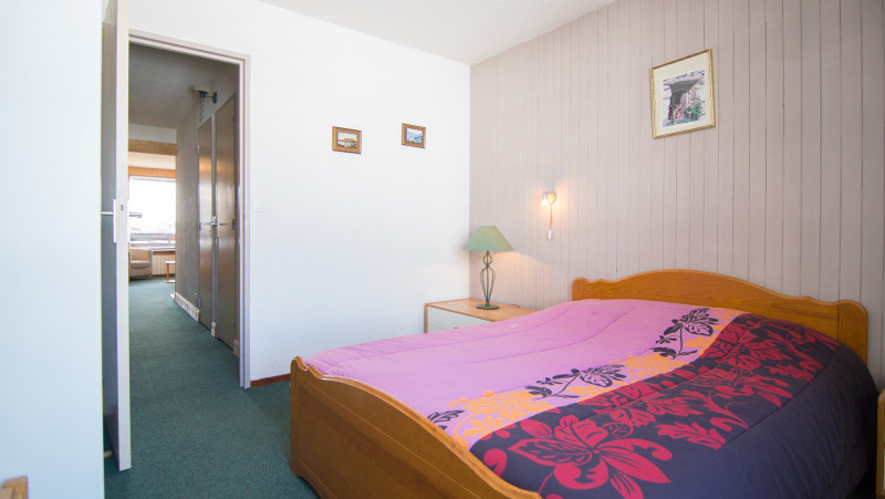 _lv_images__lot_0000020501_07_14420007