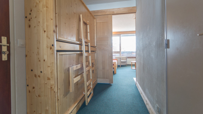 _lv_images__lot_0000020501_09_13937219