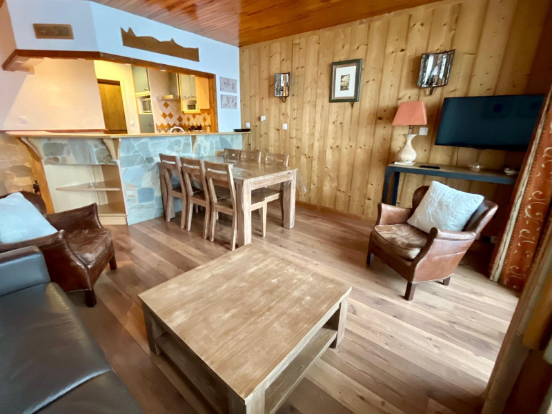 _lv_images__lot_0000030104_02_13587885