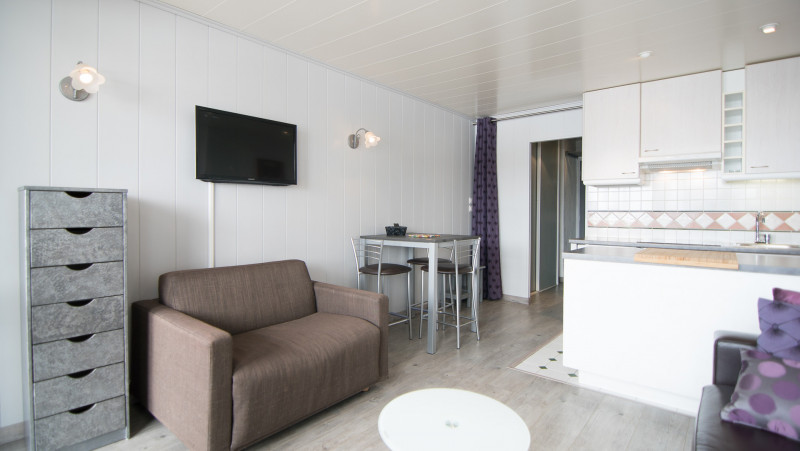 _lv_images__lot_0000030106_02_14457626