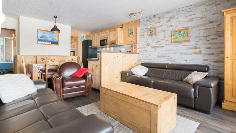 _lv_images__lot_0000030108_01_14070861